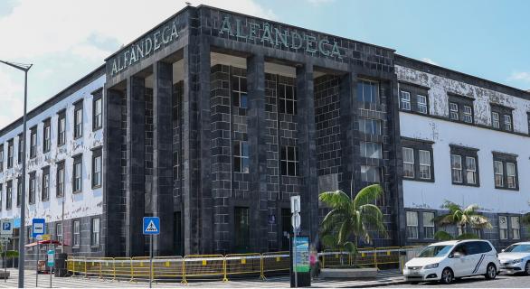 Sindicato queixa-se das condições das Finanças de Ponta Delgada