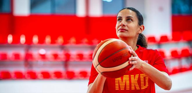 União Sportiva apresenta reforço Aleksandra Stojanovska 