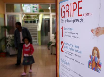 Portugal regista menos casos de gripe e queda nos internamentos em cuidados intensivos