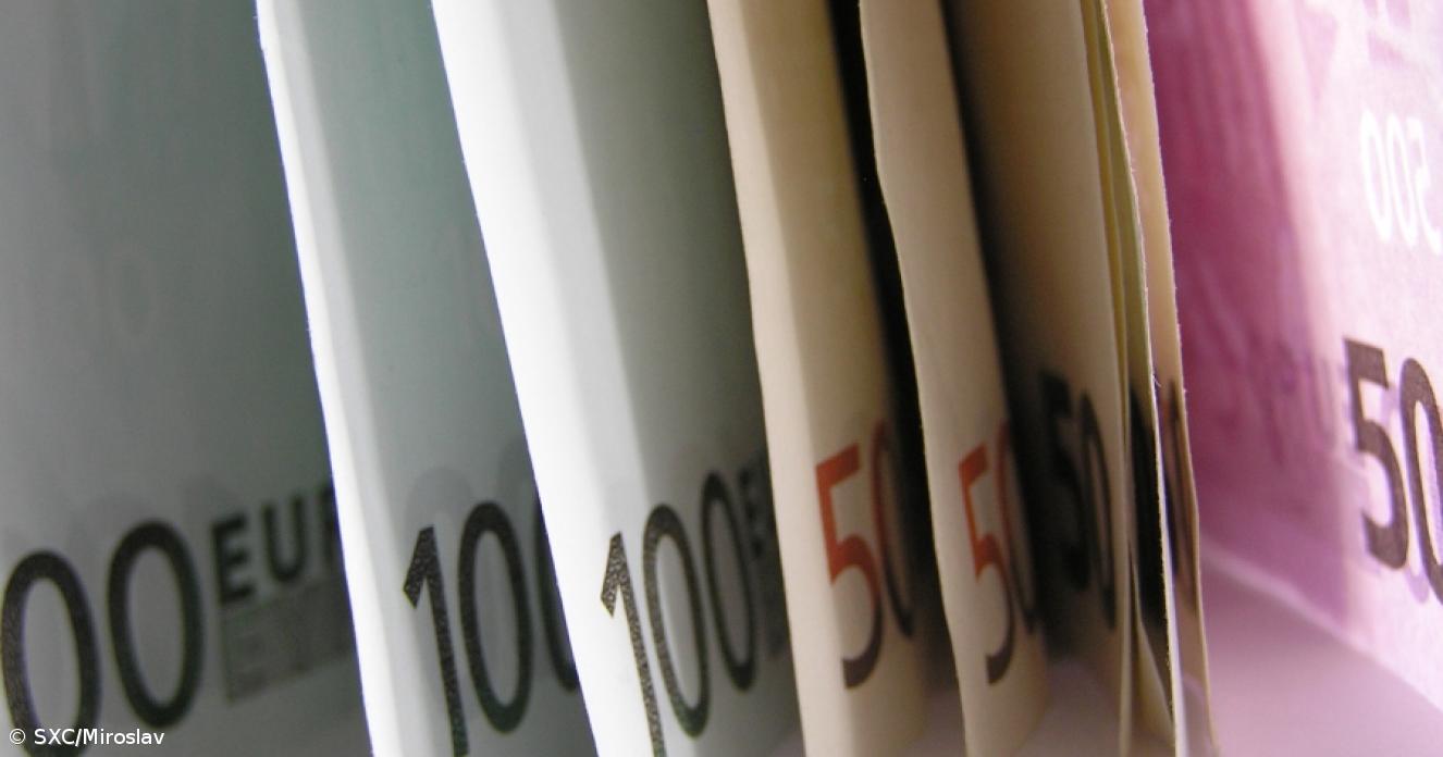 Salários médios nos Açores sobem 6,8% em 2025 e atingem 1862 euros