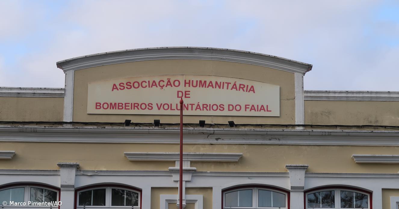 Incêndio em moradia faz três desalojados na ilha do Faial