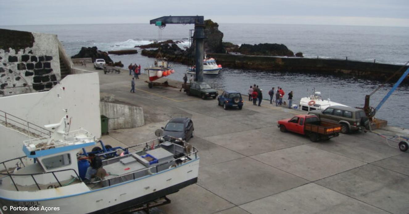 Lançado concurso para fretamento de navio de mercadorias entre Terceira, Corvo e Flores