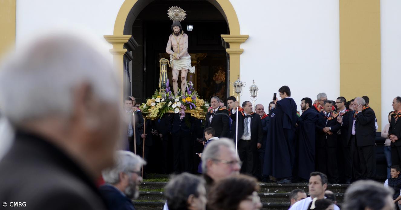 Procissão dos Terceiros candidatada a património imaterial após processo Viola da Terra