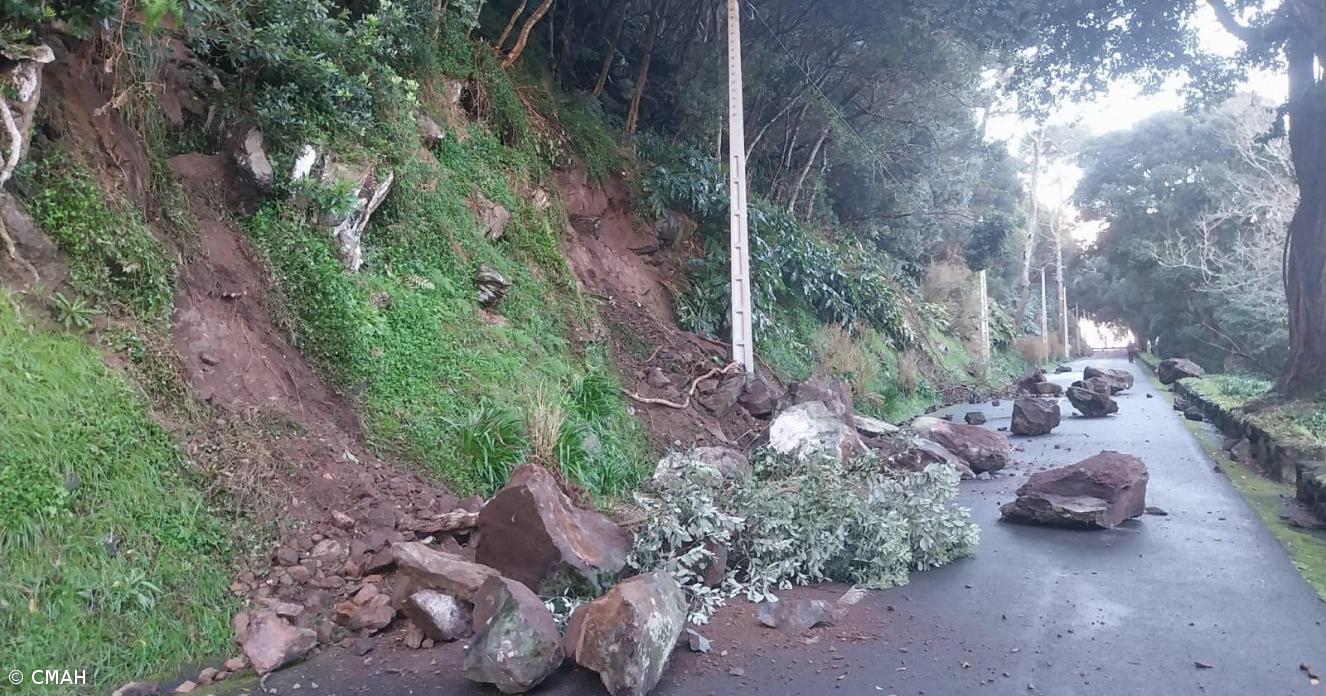 Governo dos Açores reabre estrada regional do Raminho