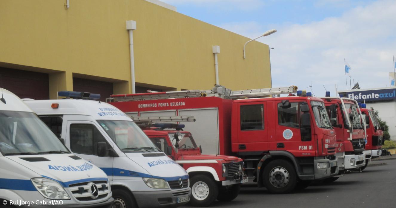 Bombeiros com aumento de 30 incêndios em mais de 250 fogos registados em 2025