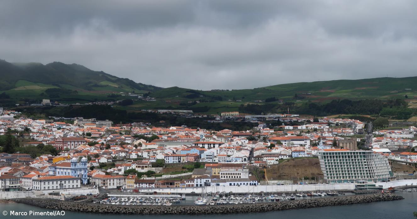 Conselho de Ilha da Terceira critica falta de investimento em estradas, agricultura e habitação no Plano para 2027
