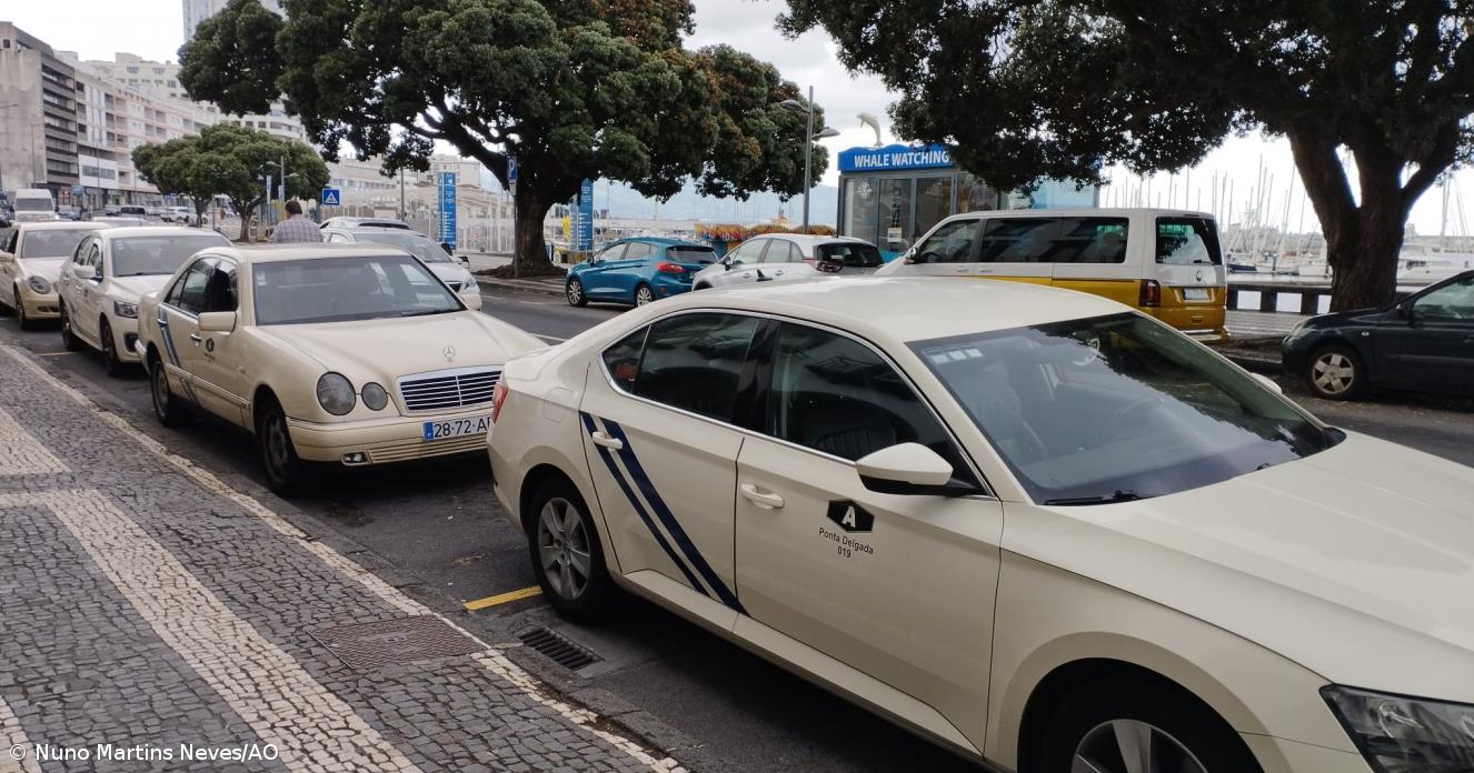 Táxis em São Miguel perdem clientes e temem inverno