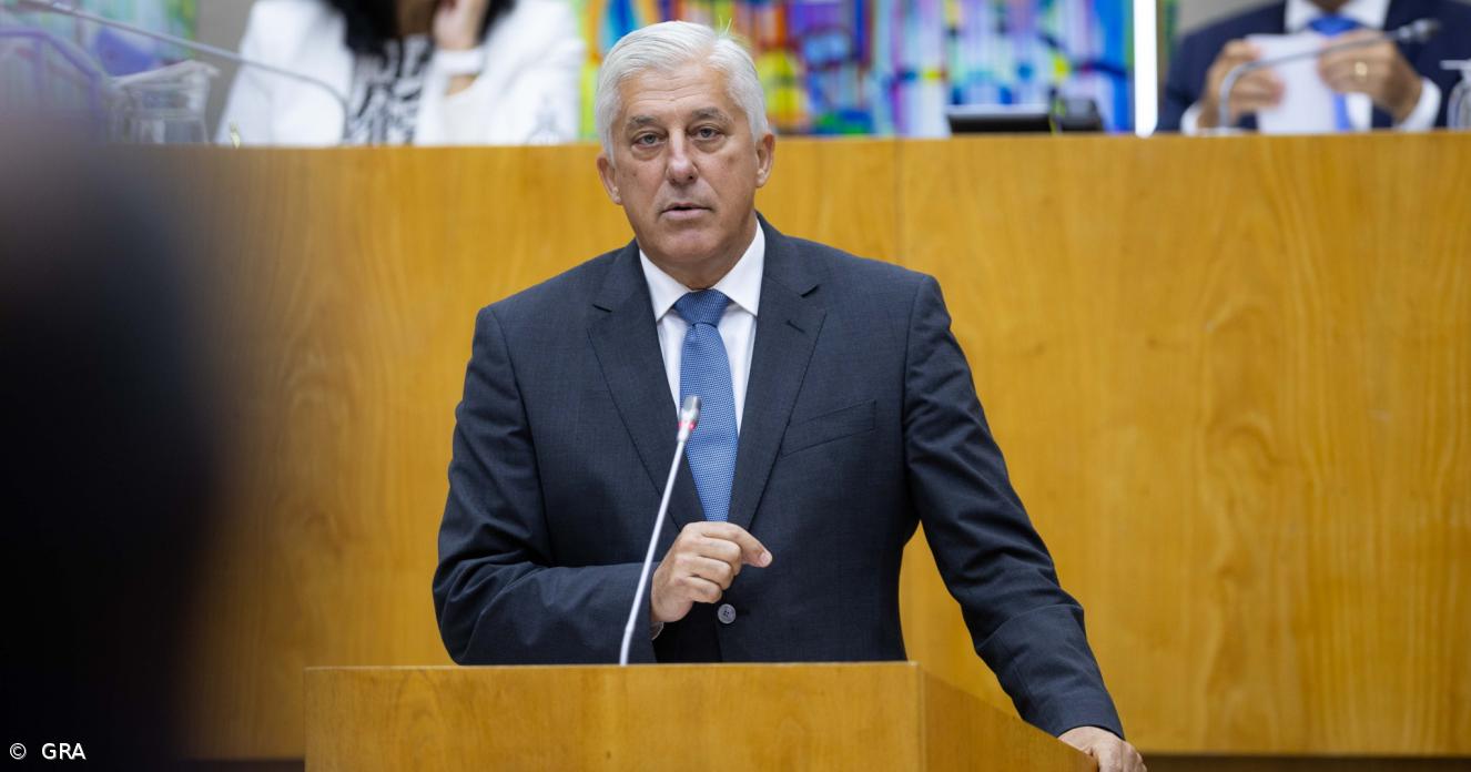 Azores Airlines vai ser privatizada “desalavancada” de passivo