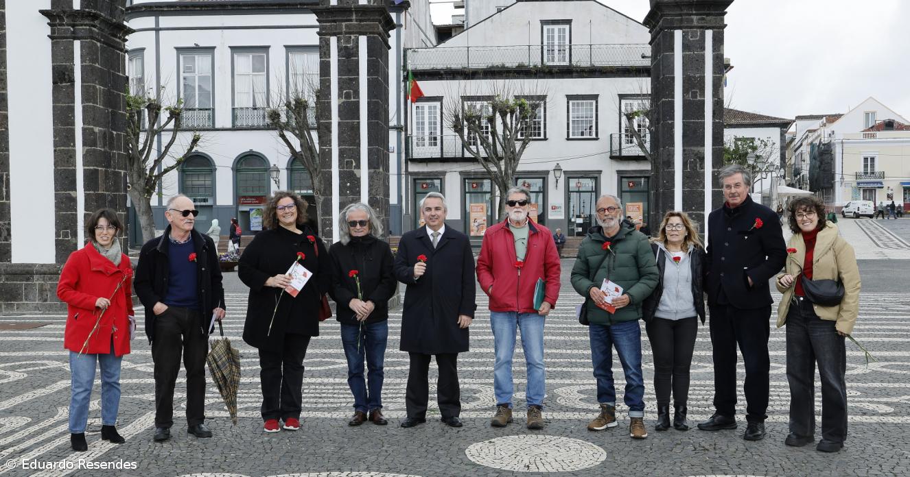Valores de Abril renovam-se em Ponta Delgada com jovens no centro das celebrações