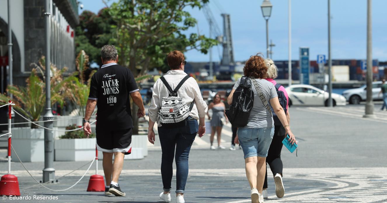 Região com menos 84 mil dormidas no primeiro semestre deste ano face a 2025