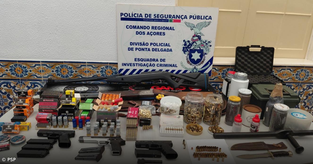 PSP apreende armas, munições e material destinado à recarga de munições