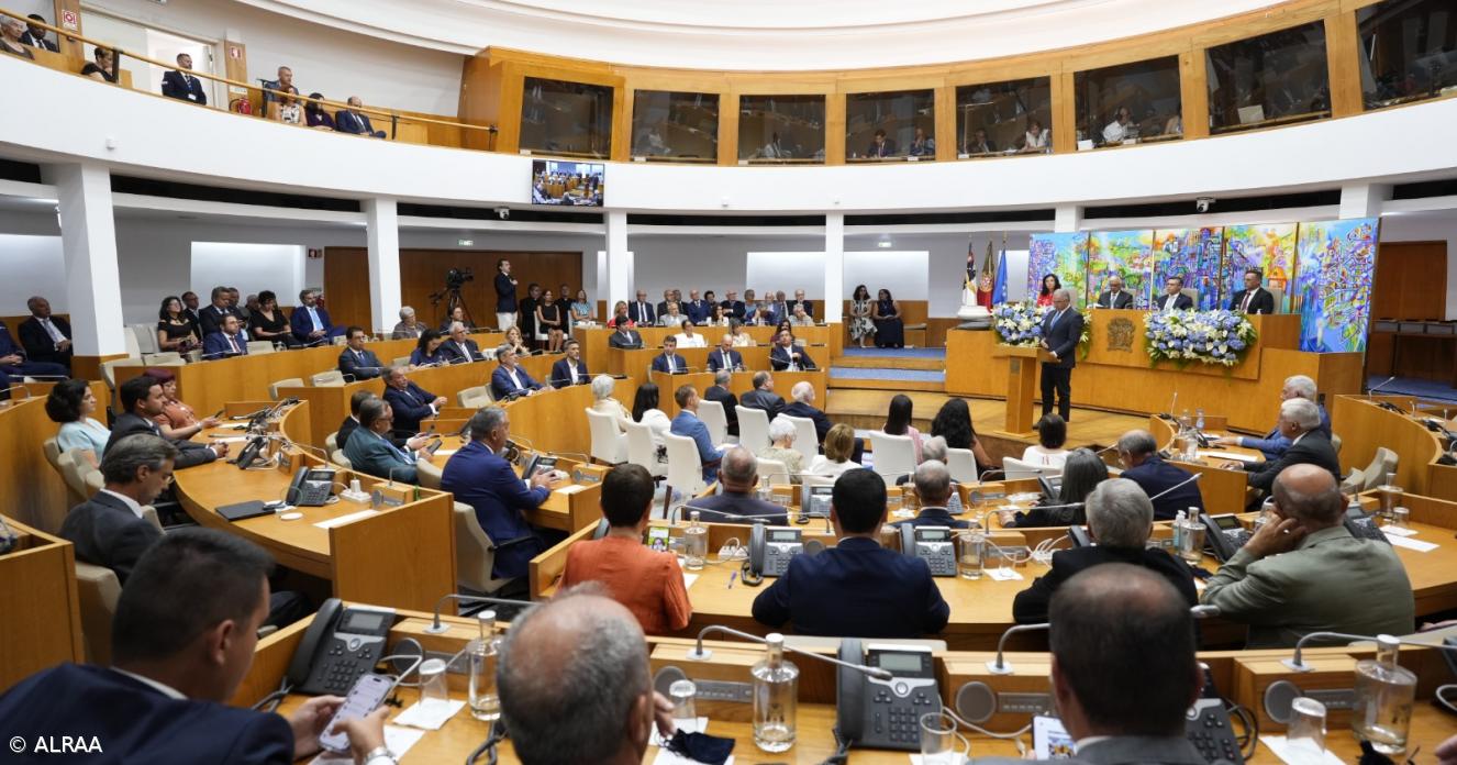 Apelo à unidade e ao futuro dos Açores nos 50 anos da Autonomia